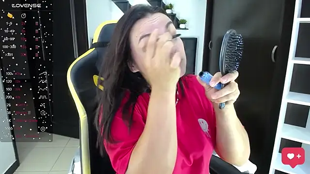 kendalladam online show from October 2025 08:18:01 PM