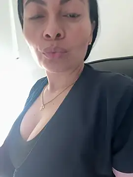 Snapshot of Janna099 chatting on March 2025 04:46:01 PM Janna099 online show from March 2025 04:46:01 PM