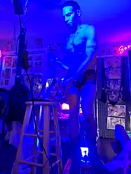 luvs2cumm69 online show from February 2025 10:58:02 AM