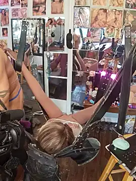 luvs2cumm69 online show from March 2025 02:14:01 PM