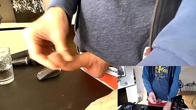 Snapshot of sperma_tributes chatting on October 2025 09:02:02 AM sperma tributes online show from October 2025 09:02:02 AM