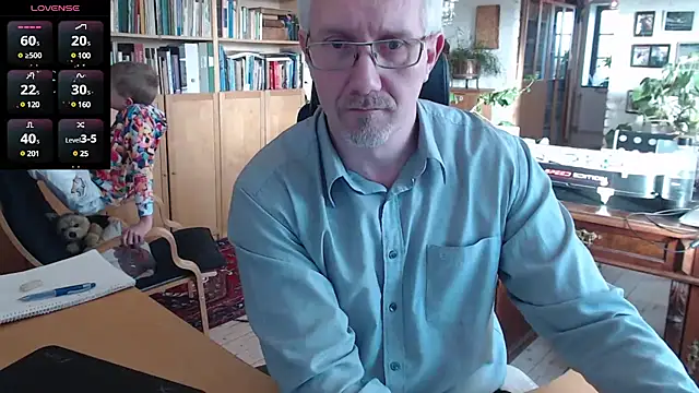 tom-swede online show from December 2024 11:06:02 AM