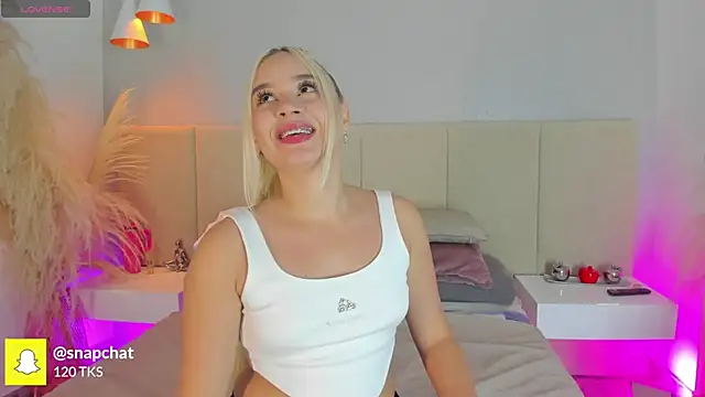 sofia pamela online show from October 2025 07:21:02 PM