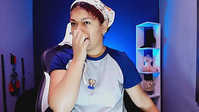 JadaRoberts online show from November 2025 12:17:01 PM