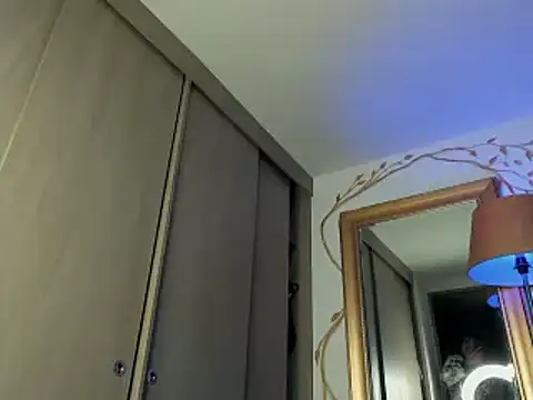 enzo herrera01 online show from February 2025 06:35:01 AM