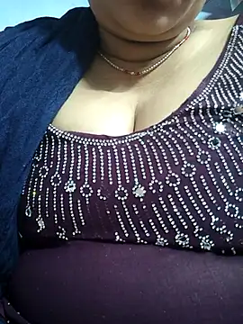 Snapshot of Ritasingh-0461 chatting on March 2025 02:41:01 AM Ritasingh-0461 online show from March 2025 02:41:01 AM