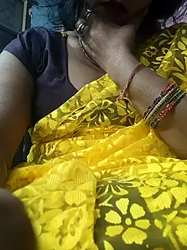 Snapshot of Ritasingh-0461 chatting on March 2025 05:50:02 AM Ritasingh-0461 online show from March 2025 05:50:02 AM