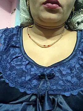 Snapshot of Ritasingh-0461 chatting on March 2025 04:38:02 AM Ritasingh-0461 online show from March 2025 04:38:02 AM