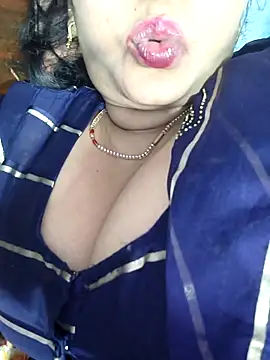 Snapshot of Ritasingh-0461 chatting on March 2025 07:53:01 AM Ritasingh-0461 online show from March 2025 07:53:01 AM
