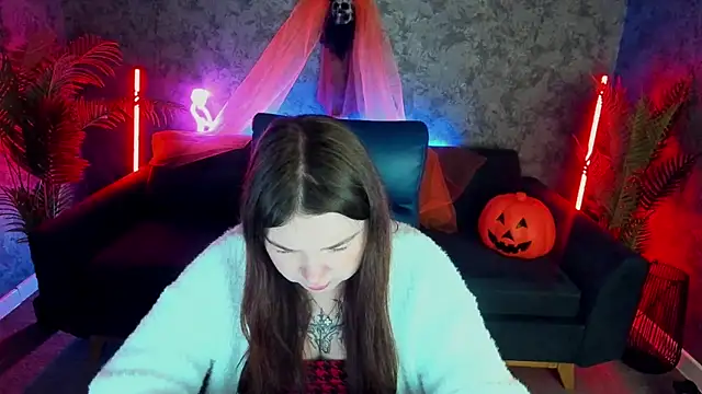 RosieMoons online show from October 2025 08:32:01 PM