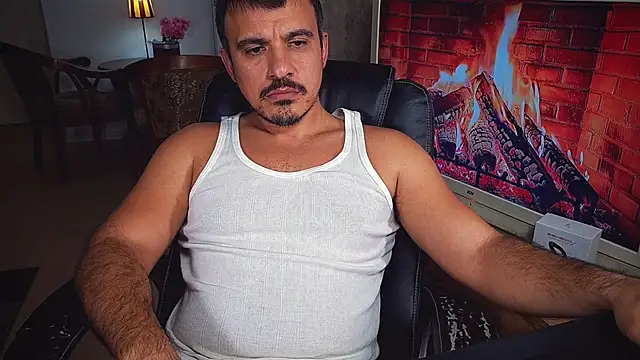 Snapshot of officeman7 chatting on December 2024 08:29:01 PM officeman7 online show from December 2024 08:29:01 PM