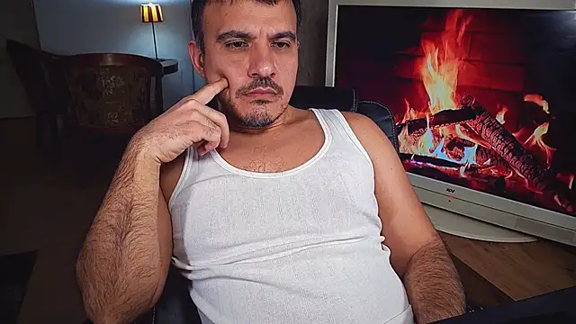 Snapshot of officeman7 chatting on February 2025 04:46:01 PM officeman7 online show from February 2025 04:46:01 PM