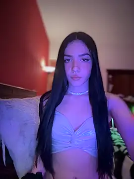 Snapshot of ShannonShanny chatting on February 2025 01:41:01 PM ShannonShanny online show from February 2025 01:41:01 PM