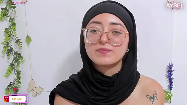 Snapshot of aysel_elid chatting on March 2025 10:59:01 PM aysel elid online show from March 2025 10:59:01 PM