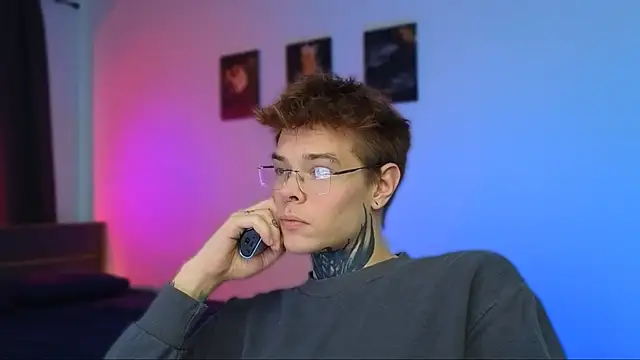 DENIS HERE online show from December 2025 07:56:02 AM