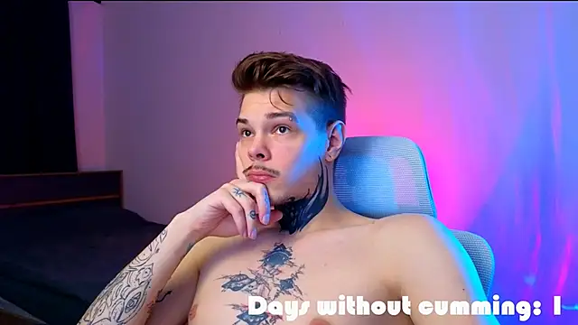 DENIS HERE online show from February 2026 09:44:02 PM