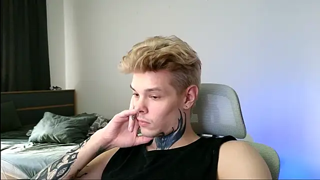 DENIS HERE online show from May 2026 03:19:01 PM