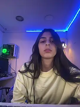 Snapshot of cristel_17 chatting on January 2025 10:22:01 AM cristel 17 online show from January 2025 10:22:01 AM