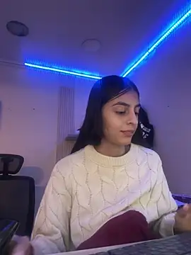 Snapshot of cristel_17 chatting on January 2025 05:44:02 AM cristel 17 online show from January 2025 05:44:02 AM