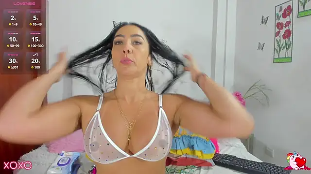 VenussVega online show from November 2025 12:45:02 PM