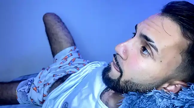 Snapshot of Dar_milk chatting on February 2025 06:02:01 AM Dar milk online show from February 2025 06:02:01 AM