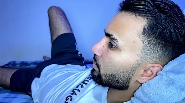 Snapshot of Dar_milk chatting on February 2025 05:20:02 AM Dar milk online show from February 2025 05:20:02 AM