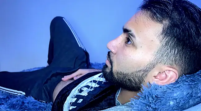 Snapshot of Dar_milk chatting on February 2025 04:57:01 AM Dar milk online show from February 2025 04:57:01 AM