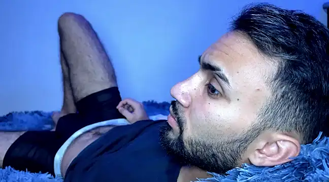 Snapshot of Dar_milk chatting on February 2025 05:09:01 AM Dar milk online show from February 2025 05:09:01 AM