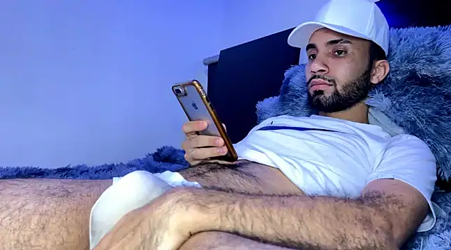 Snapshot of Dar_milk chatting on March 2025 12:30:02 PM Dar milk online show from March 2025 12:30:02 PM