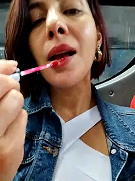 scarlett moore online show from March 2025 10:09:02 PM