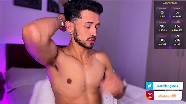 AxelKing1326 online show from October 2025 09:55:02 PM