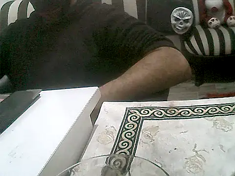 Snapshot of MezaRDanOnLineee chatting on February 2025 09:40:01 PM MezaRDanOnLineee online show from February 2025 09:40:01 PM