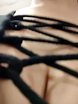 Snapshot of Mia_Novikov chatting on September 2025 10:22:02 PM Mia Novikov online show from September 2025 10:22:02 PM