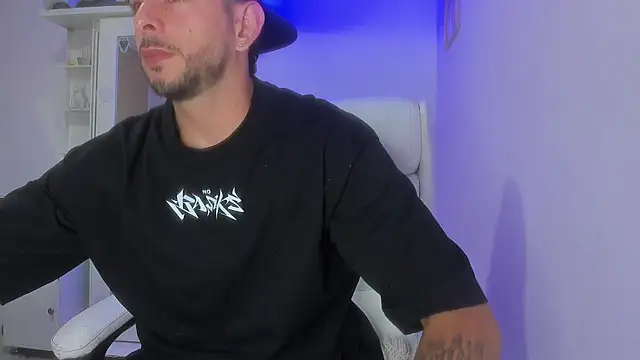 Ethan mullers online show from January 2025 11:26:01 PM