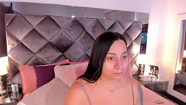 sofhiaa adaams online show from February 2025 05:51:02 PM