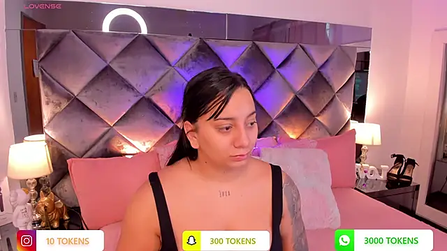 sofhiaa adaams online show from February 2025 05:13:02 PM