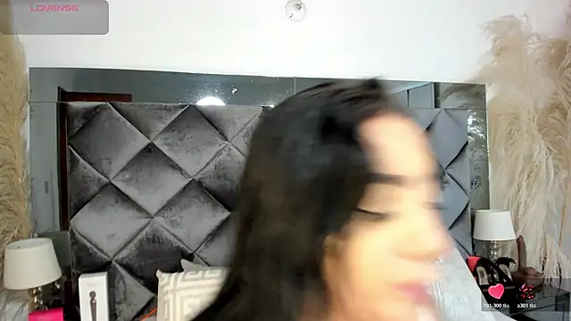 sofhiaa adaams online show from October 2025 11:06:02 PM