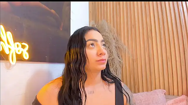 Snapshot of sofhiaa_adaams chatting on June 2026 11:22:02 PM sofhiaa adaams online show from June 2026 11:22:02 PM