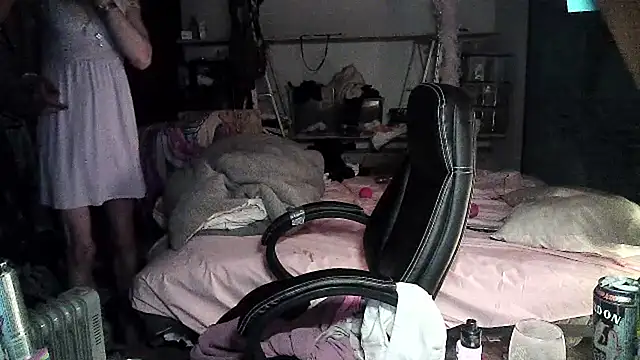 Snapshot of Ombeline1 chatting on March 2025 10:02:02 PM Ombeline1 online show from March 2025 10:02:02 PM