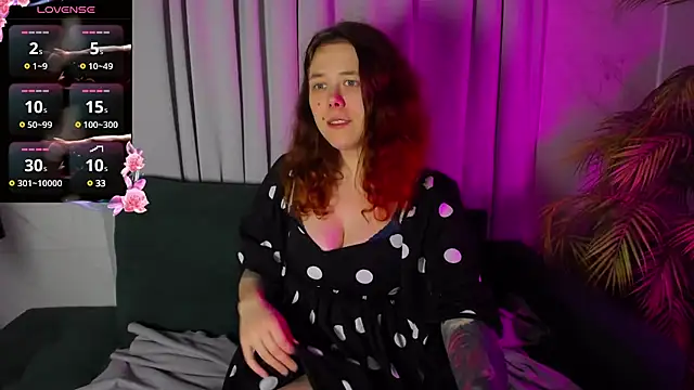 SophiePure online show from February 2025 08:29:02 PM