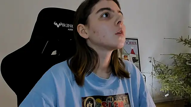 emmamurrr online show from January 2025 07:27:02 PM