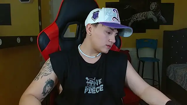 isabeautyx19 online show from November 2025 04:33:02 AM