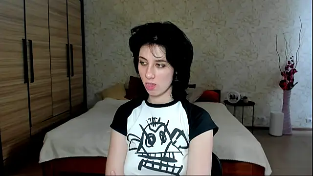 JulisSweet online show from February 2025 01:51:02 PM