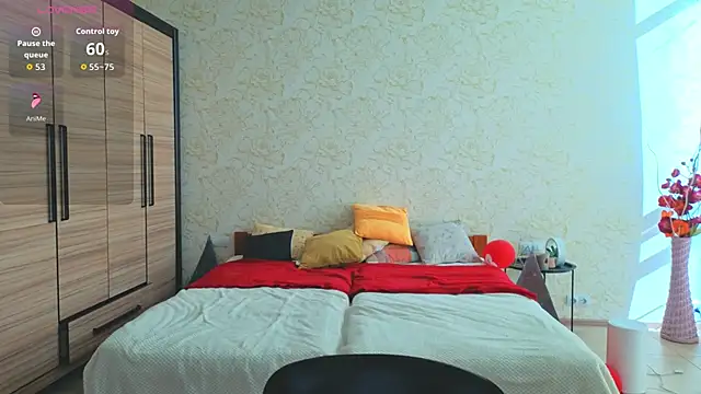 JulisSweet online show from March 2026 08:49:01 AM