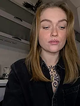 Goldloeckchen159 online show from January 2026 09:42:01 PM