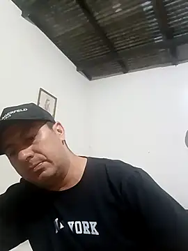 walwan85 online show from November 2025 01:39:01 PM