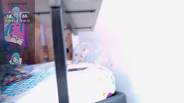 Snapshot of SARA_VAL3NTINA_ chatting on February 2025 12:01:02 PM SARA VAL3NTINA  online show from February 2025 12:01:02 PM