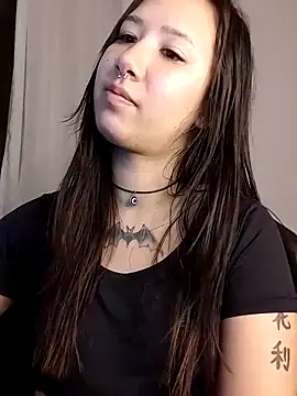 Japabaixinha online show from December 2024 12:00:02 AM