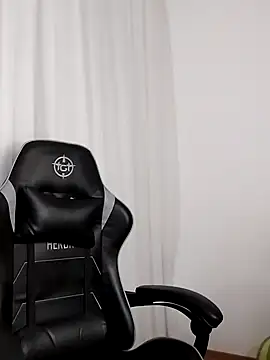 Japabaixinha online show from February 2025 10:30:01 PM