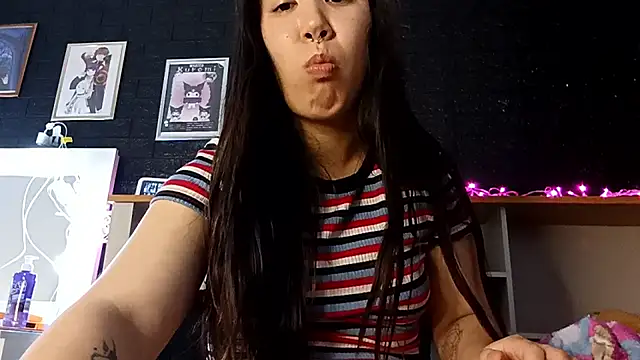 Japabaixinha online show from November 2025 09:17:02 PM